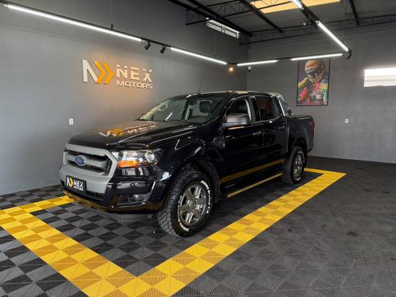 FORD RANGER 2.2 XLS 4X2 CD 16V DIESEL 4P MANUAL FORD RANGER 2.2 XLS 4X2 CD 16V DIESEL 4P MANUAL